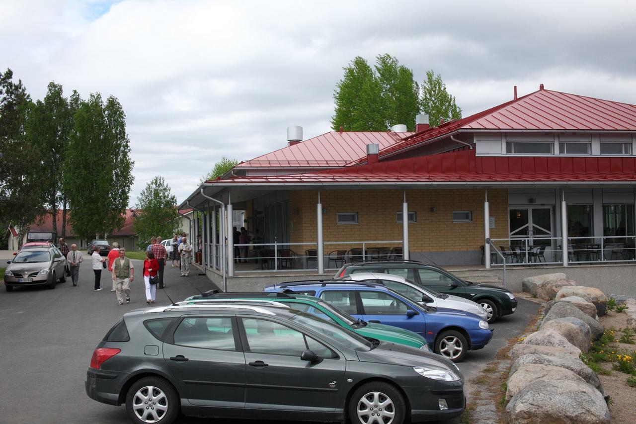 Ik Hotel & Camping Keuruu Esterno foto
